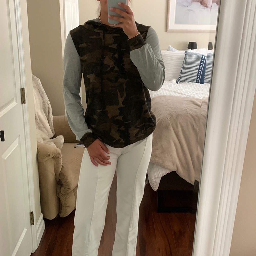 Camo sweatshirt